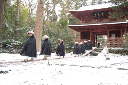12永平寺の修行僧